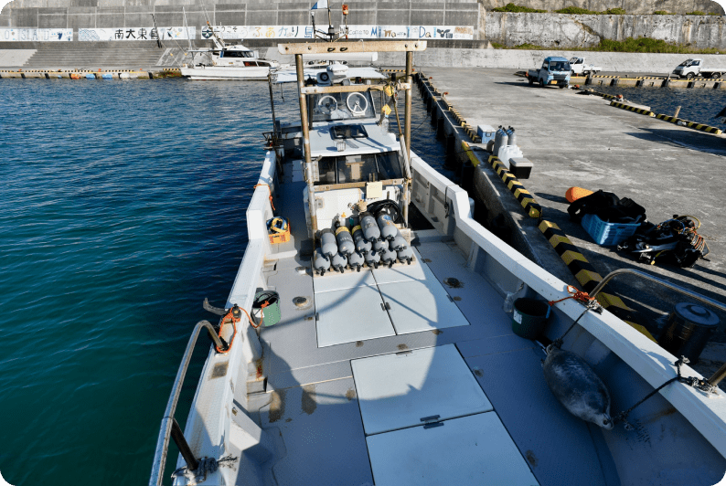 ダイビングに使用するボート